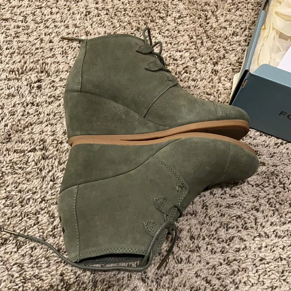 Toms Wedges Perfect Condition - Picture 5 of 7